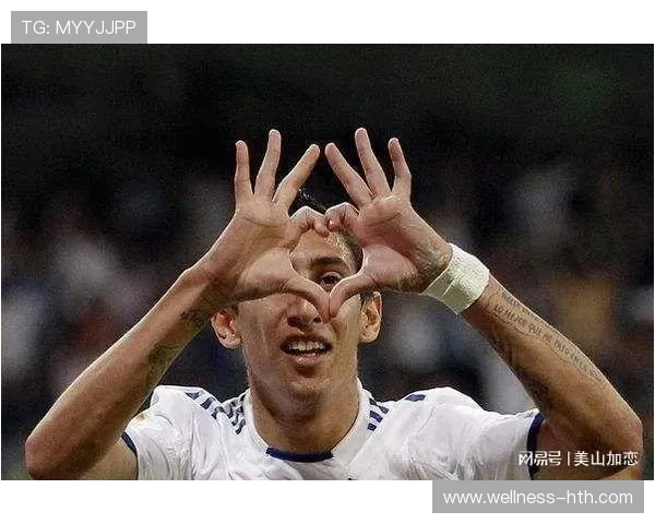 足球明星进球后庆祝动作解析与背后故事揭示